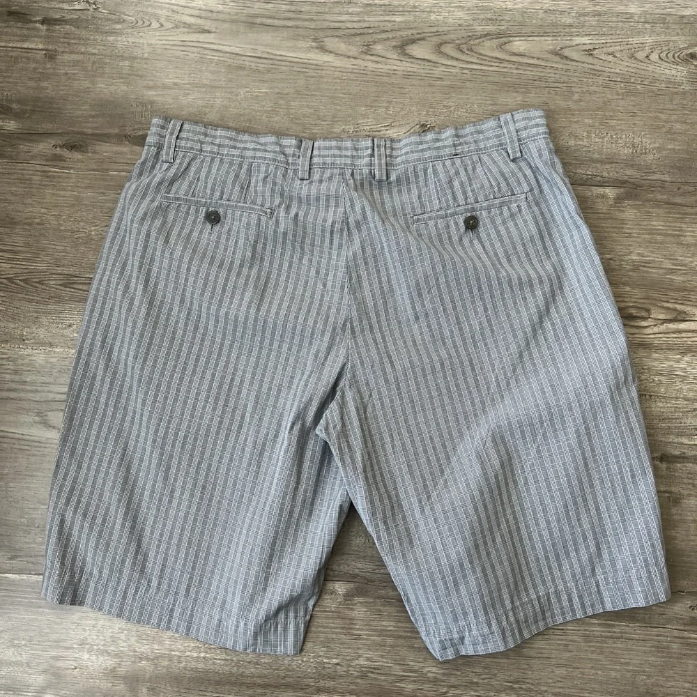 Banana Republic Classic Fit Shorts Mens 36 Gray Plaid 10